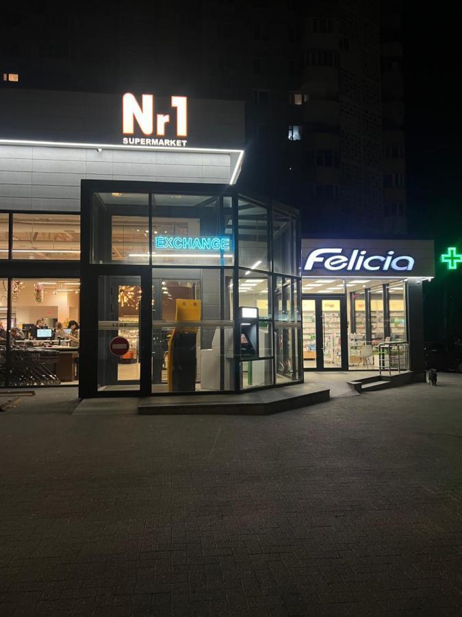 Hi-Tech Aparts キシナウ エクステリア 写真